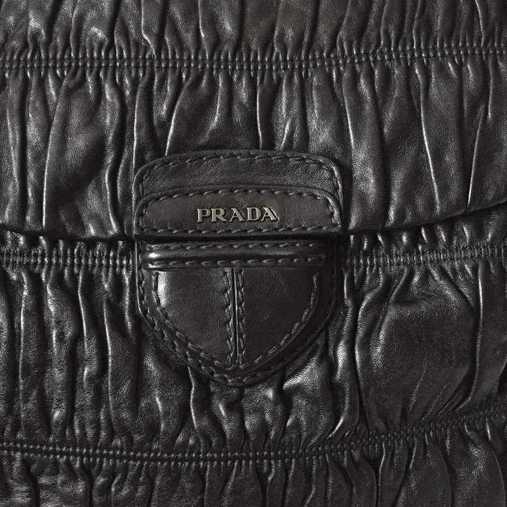 Prada bag XXL - Picture 5 of 16